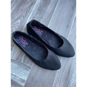 ❌gone❌Skechers Cleo Bewitched Flats size 8.5